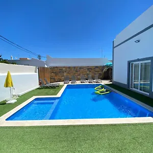  Villa Casa Colibri Heated Pool